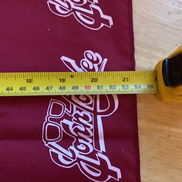 John Conlee American country music singer, bandanna like new 21x21” - Picture 2 of 3